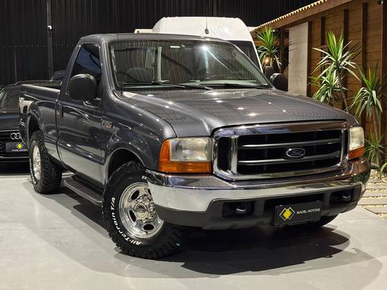 FORD F-250 4.2 XLT 4X2 CS TURBO INTERCOOLER DIESEL 2P MANUAL FORD F-250 4.2 XLT 4X2 CS TURBO INTERCOOLER DIESEL 2P MANUAL